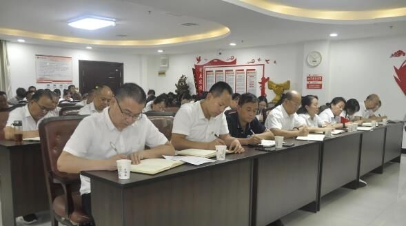 凝聚共識求突破 擔當善為抓落實